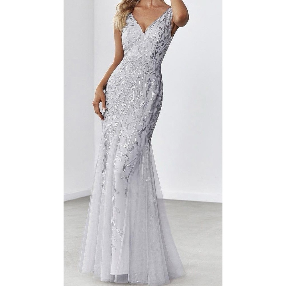 EVER PRETTY Gray Silver Sequin Tulle V-Neck Mermaid Long Evening Dress Size 4